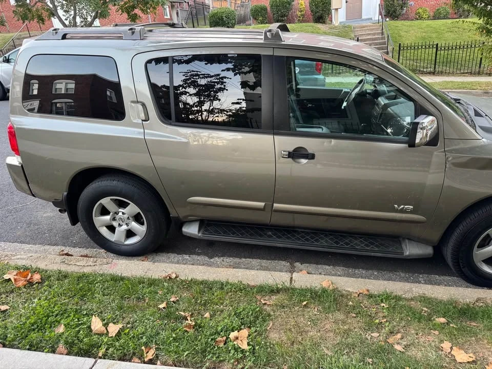 2006 Nissan Armada - Image 2 of 5