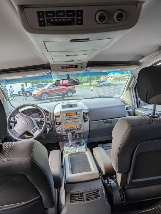 2006 Nissan Armada - Image 11 of 14