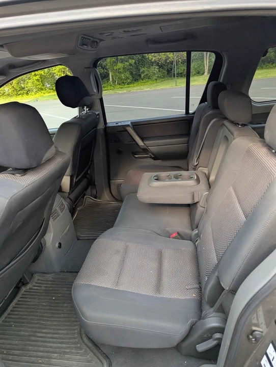 2006 Nissan Armada - Image 10 of 14