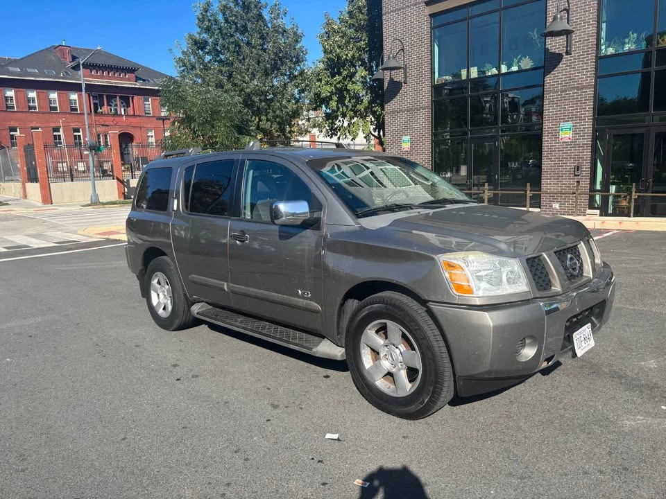 2006 Nissan Armada - Image 2 of 11