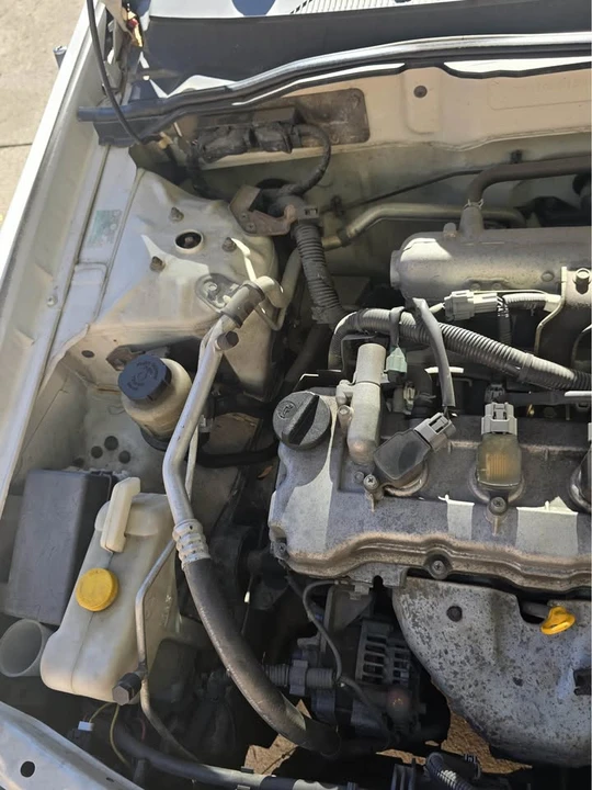 2006 Nissan NV - Image 4 of 6