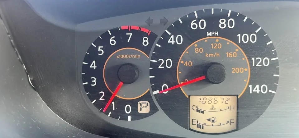 2006 Nissan Quest - Image 8 of 10