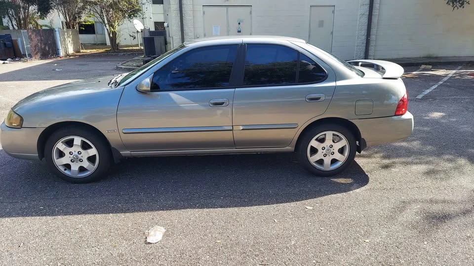 2006 Nissan Sentra 5th Gen - Image 2 of 9