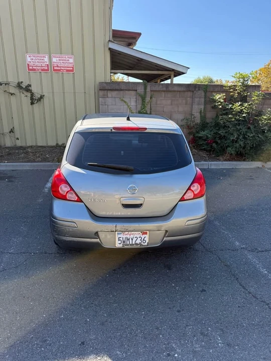 2006 Nissan Versa - Image 3 of 6