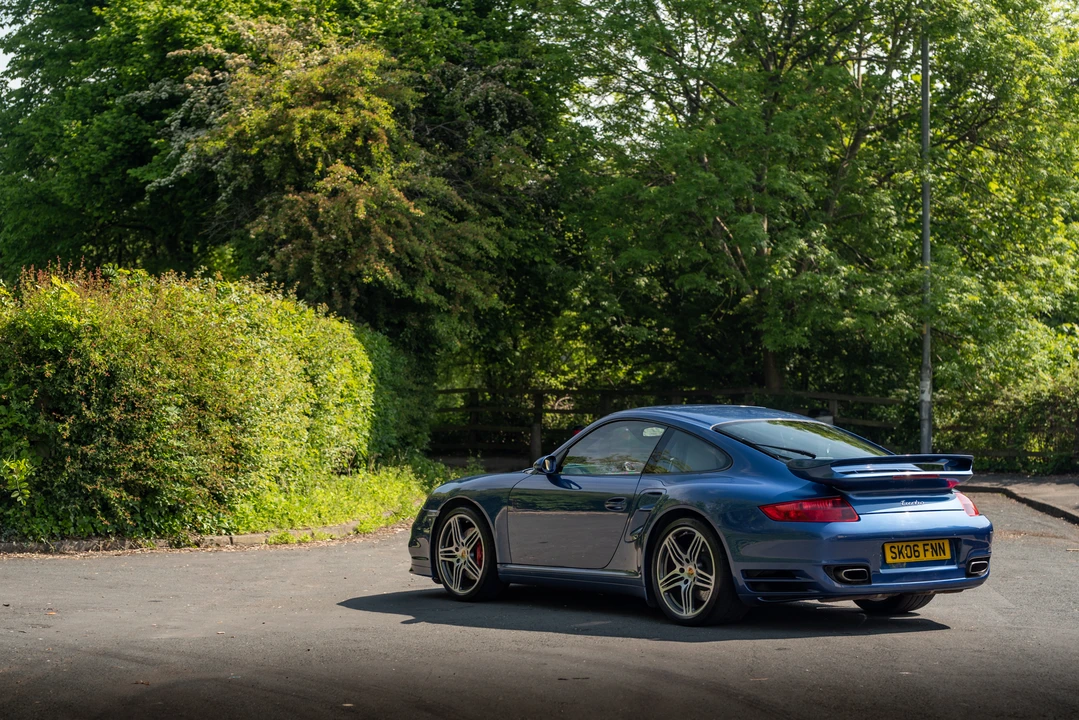 2006 Porsche 997 Turbo - Image 14 of 31