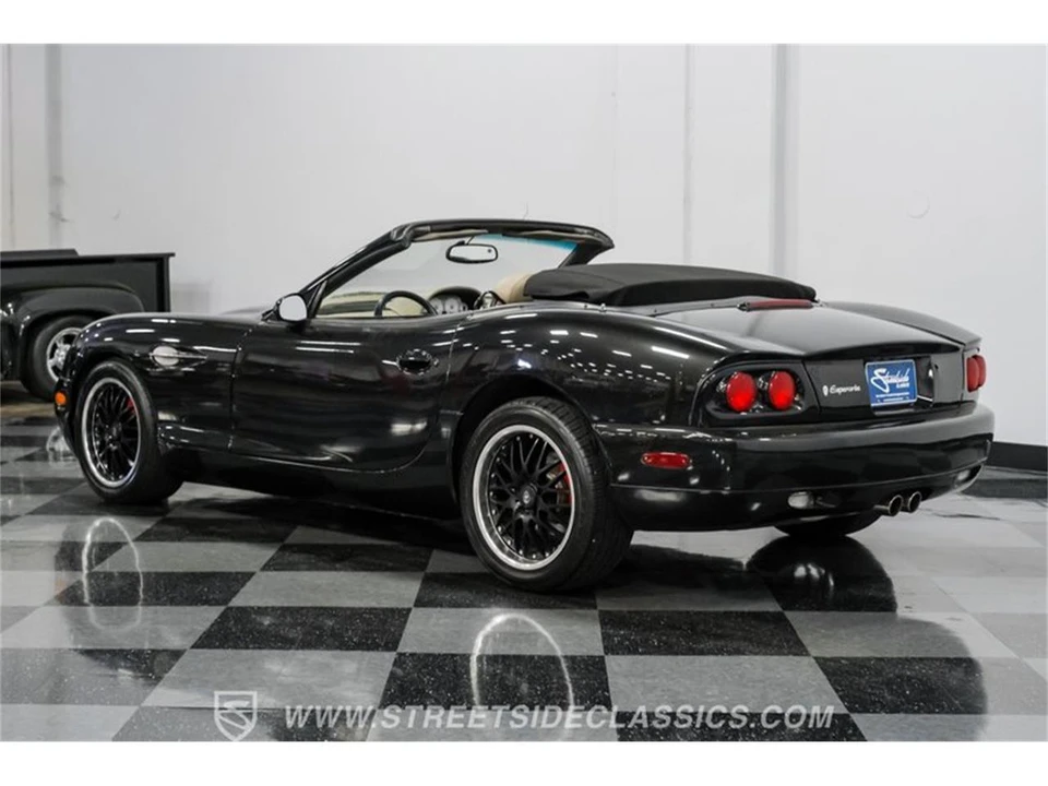 2006 Panoz Esperante - Image 8 of 31