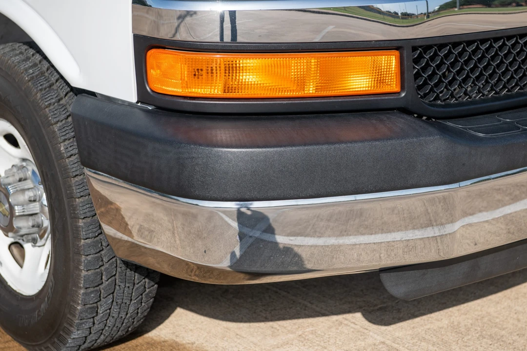 2006 Chevrolet Express - Image 14 of 31