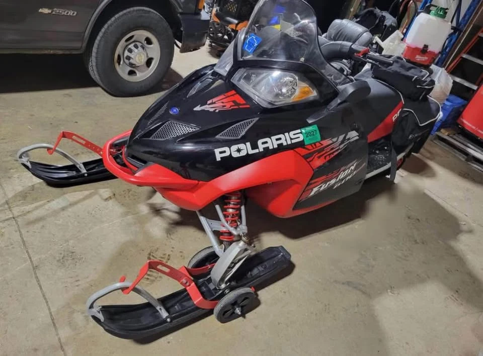 2006 Polaris - Image 2 of 10