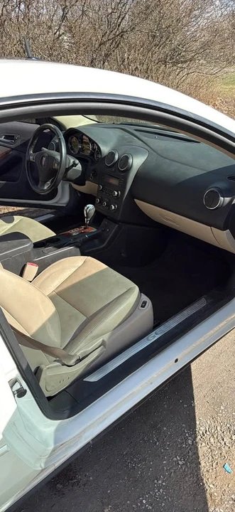 2006 Pontiac G6 - Image 6 of 8