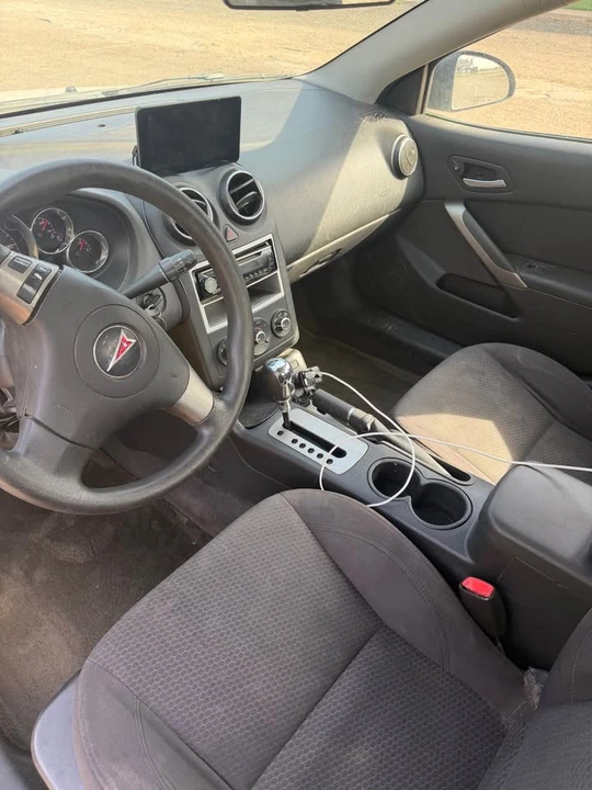 2006 Pontiac G6 - Image 6 of 7