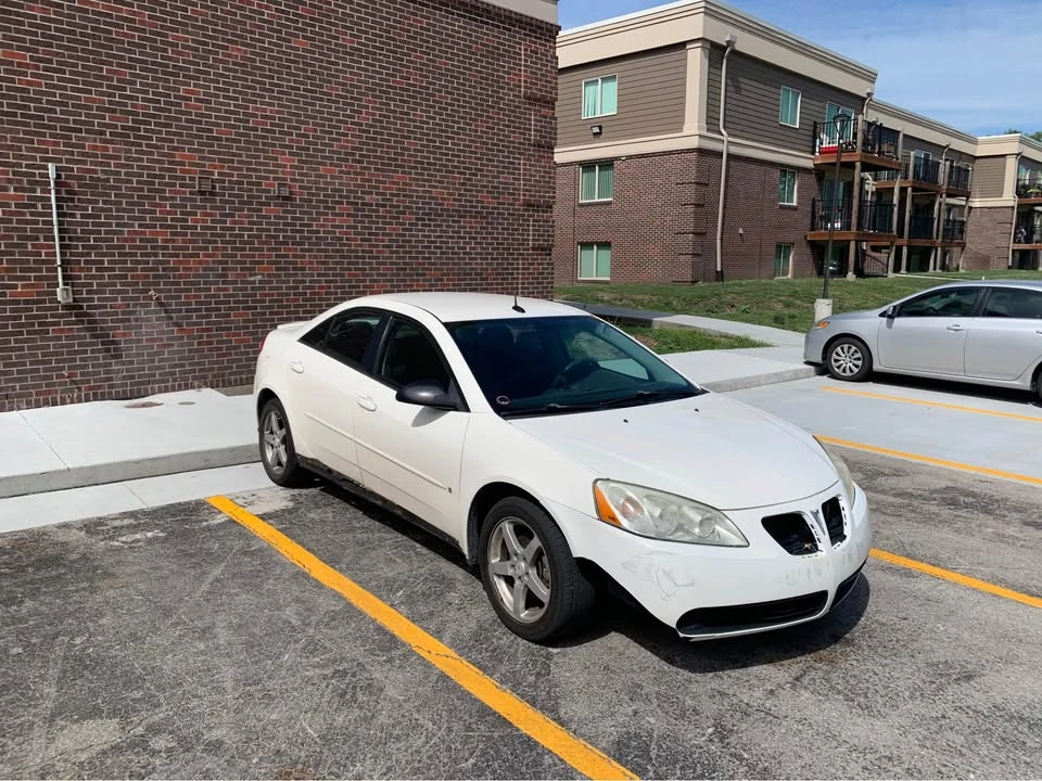 2006 Pontiac G6 - Image 2 of 5