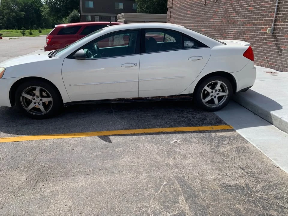 2006 Pontiac G6 - Image 4 of 5