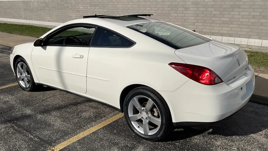 2006 Pontiac G6 - Image 2 of 10