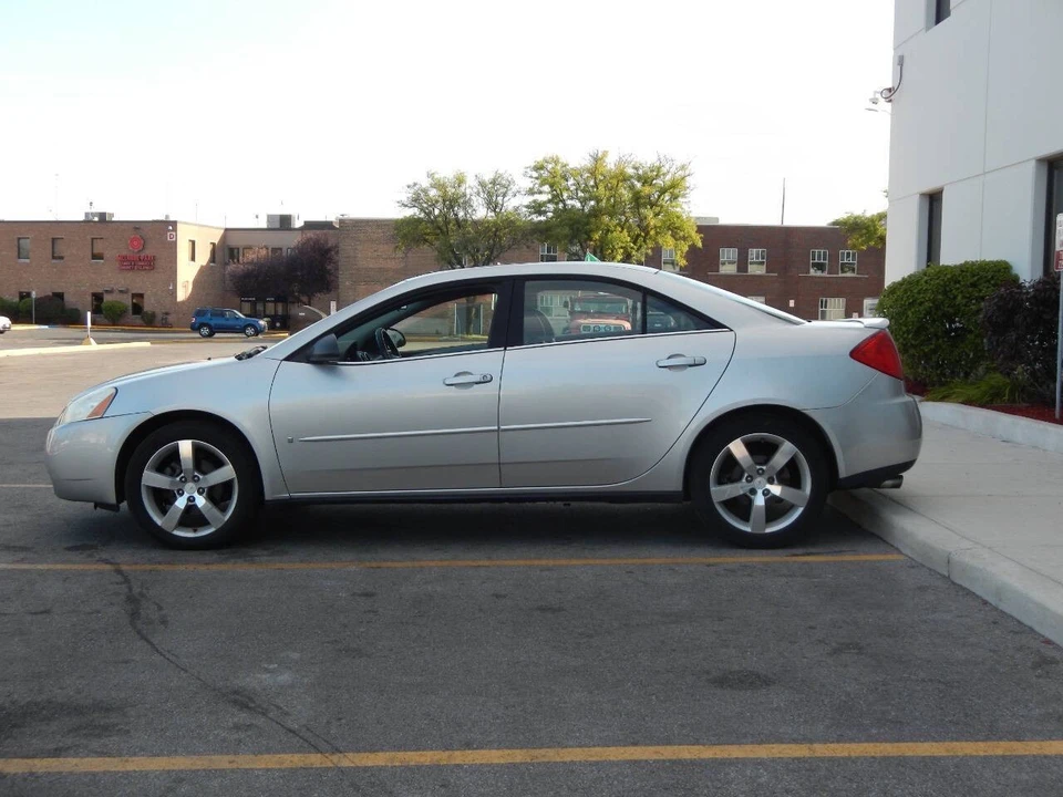 2006 Pontiac G6 - Image 10 of 12