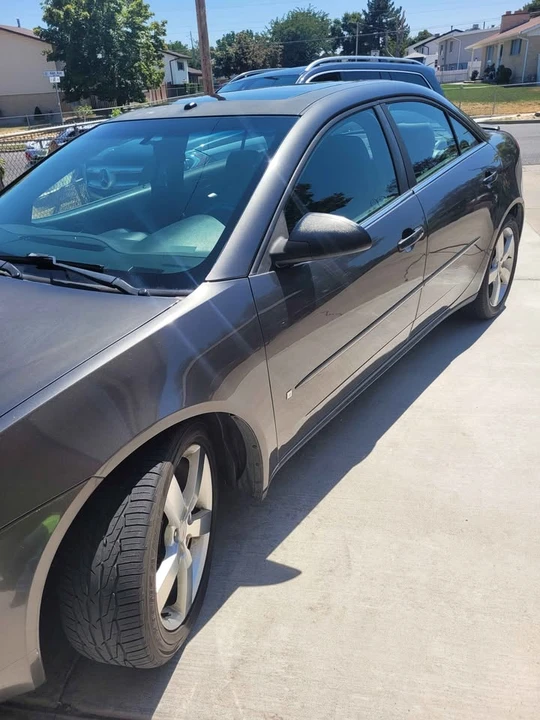 2006 Pontiac G6 - Image 2 of 3