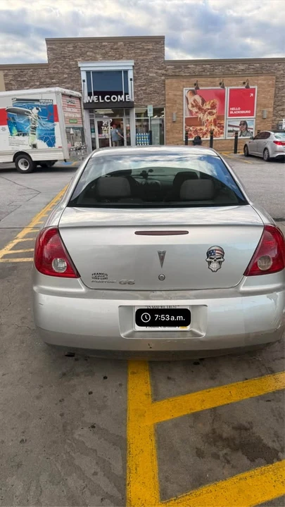 2006 Pontiac G6 - Image 2 of 4