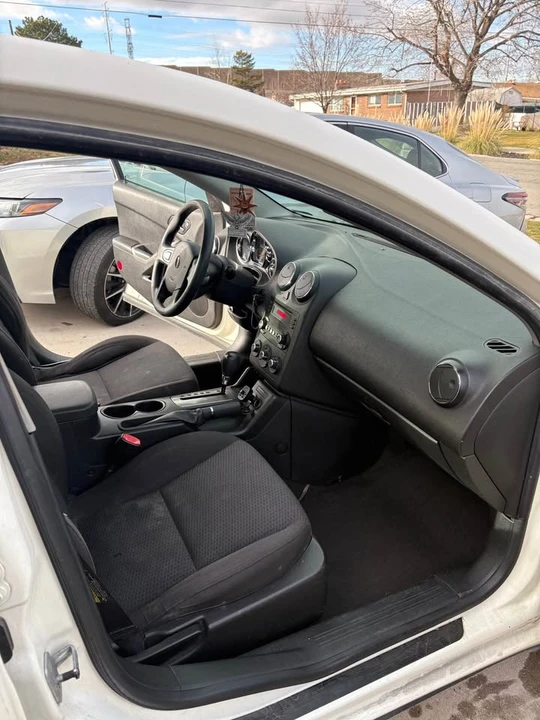 2006 Pontiac G6 - Image 8 of 9