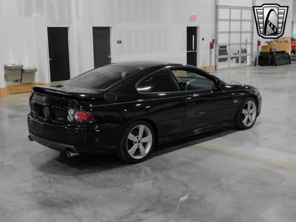 2006 Pontiac GTO 4th Gen - Image 17 of 21