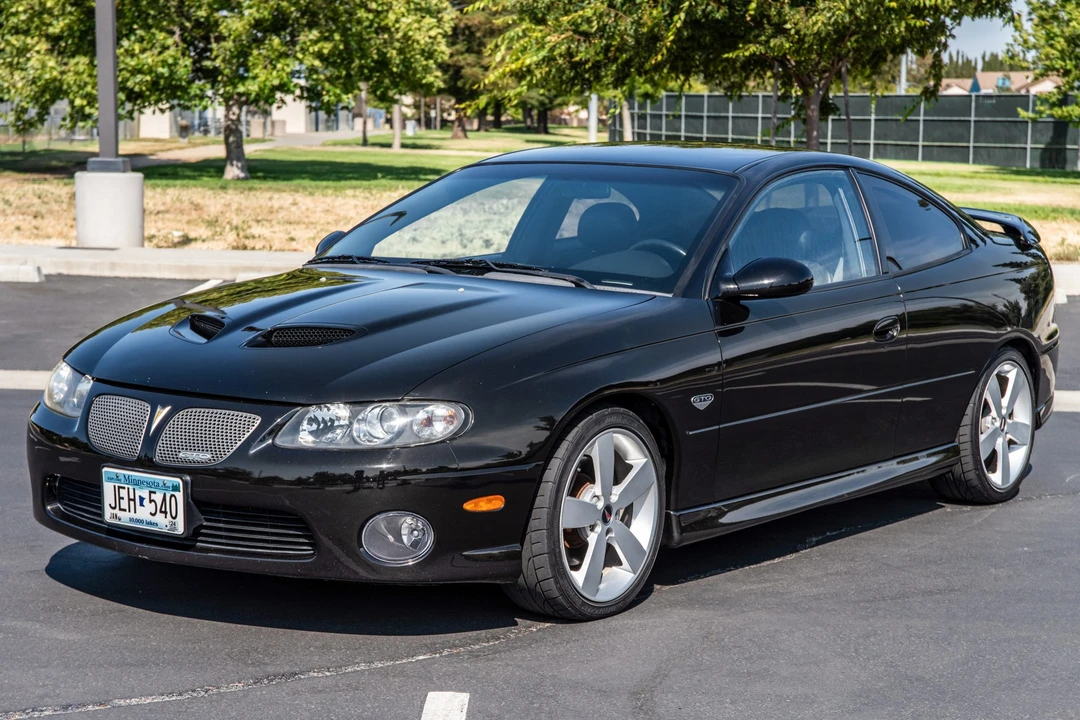 2006 Pontiac GTO 4th Gen - Image 2 of 31
