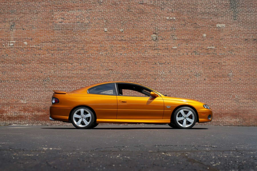 2006 Pontiac GTO 4th Gen - Image 2 of 31