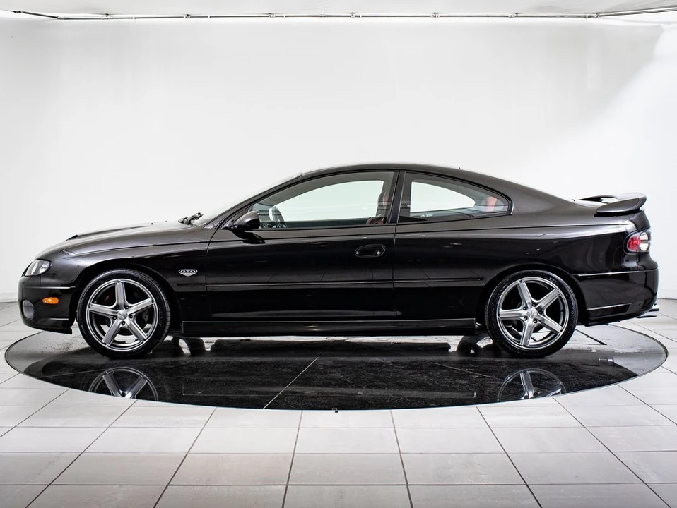 2006 Pontiac GTO 4th Gen - Image 12 of 21