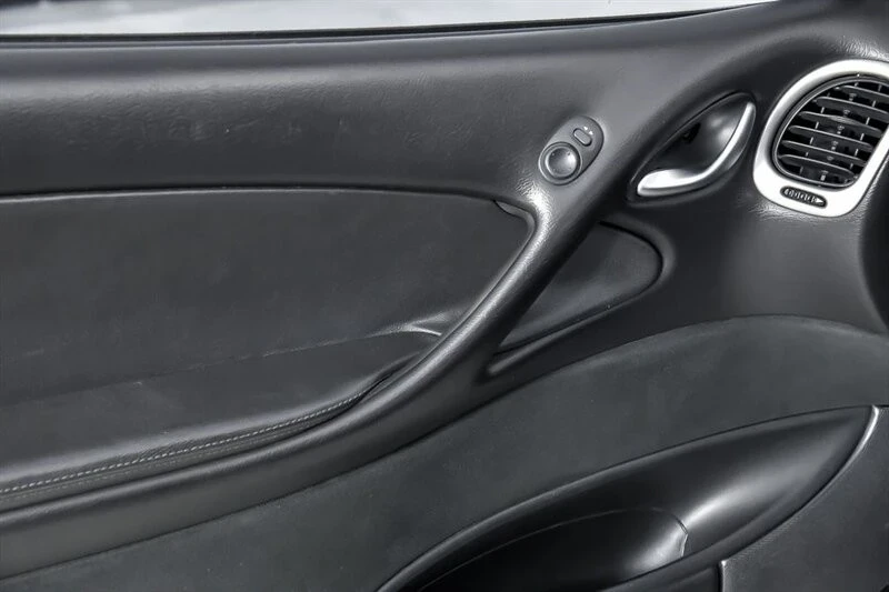 2006 Pontiac GTO 4th Gen - Image 17 of 21