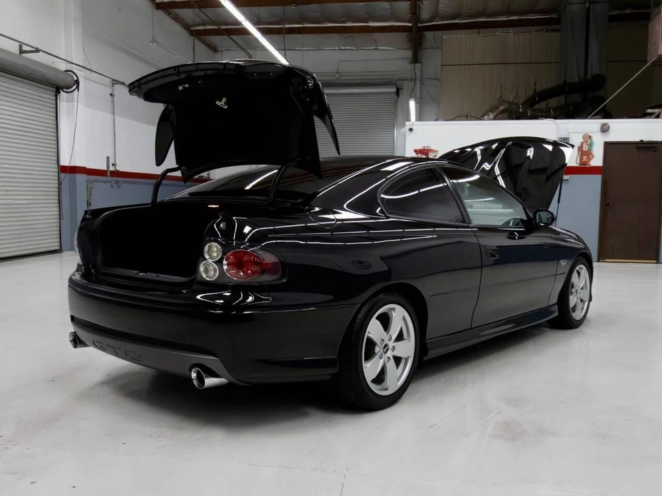 2006 Pontiac GTO 4th Gen - Image 14 of 31