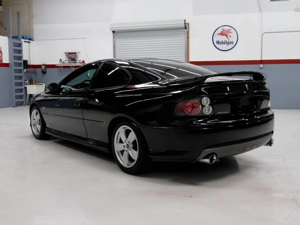2006 Pontiac GTO 4th Gen - Image 8 of 31