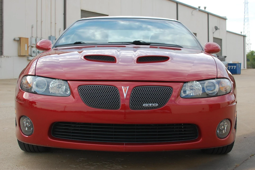2006 Pontiac GTO 4th Gen - Image 2 of 9