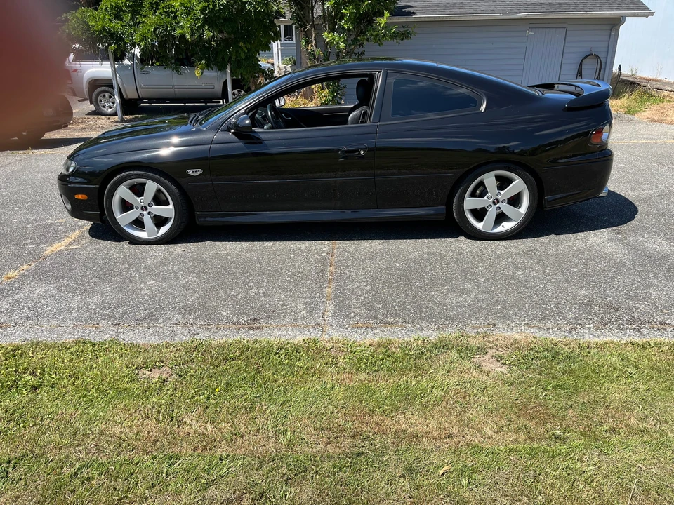 2006 Pontiac GTO 4th Gen - Image 12 of 31