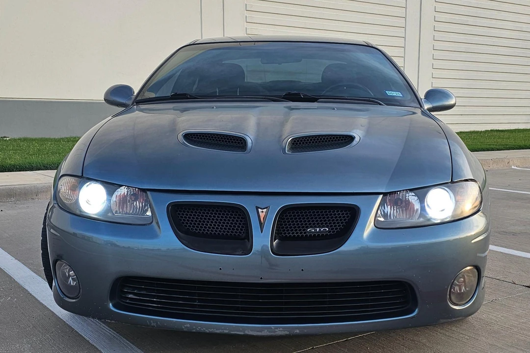 2006 Pontiac GTO 4th Gen - Image 2 of 31