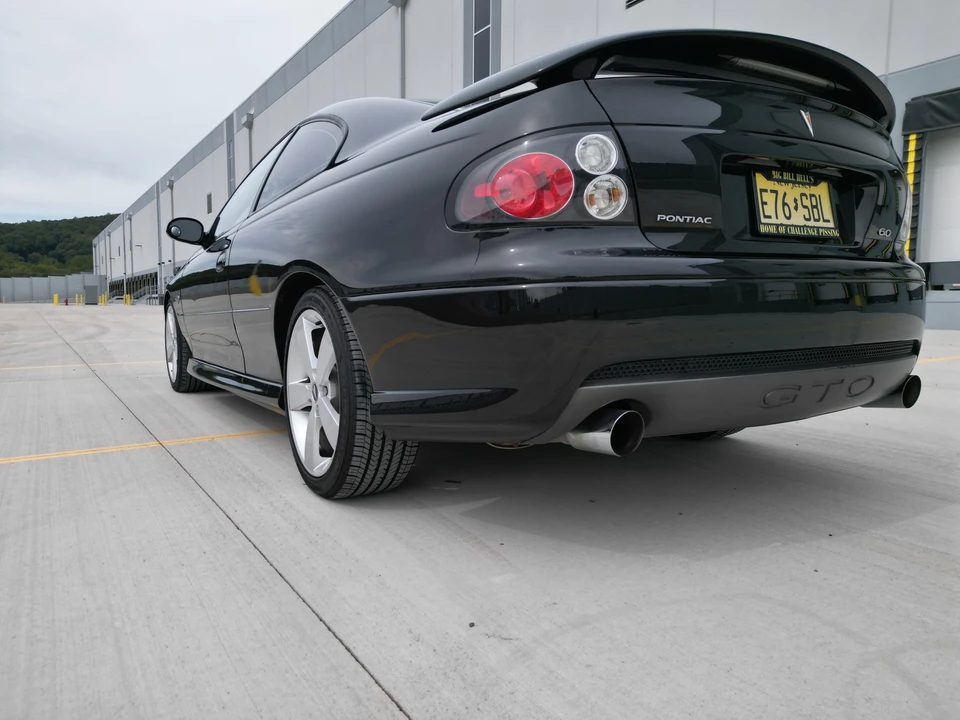 2006 Pontiac GTO 4th Gen - Image 12 of 31