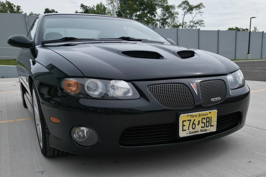 2006 Pontiac GTO 4th Gen - Image 2 of 31