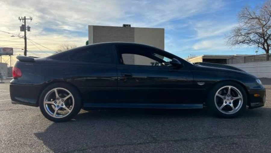 2006 Pontiac GTO 4th Gen - Image 2 of 5