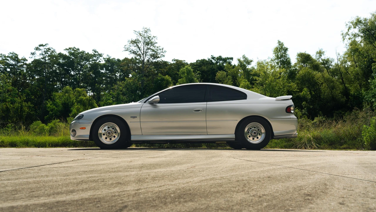 2006 Pontiac GTO 4th Gen - Image 11 of 31