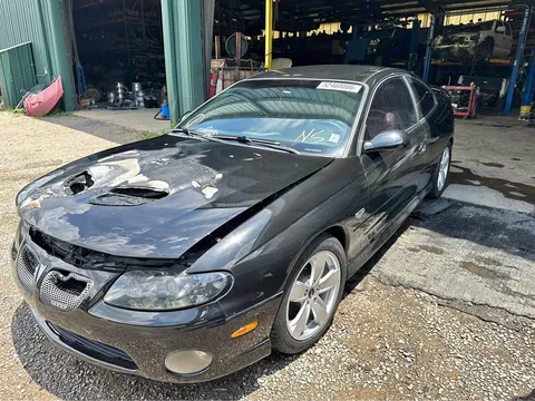 2006 Pontiac GTO Coupe 2D