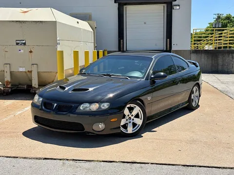 2006 Pontiac GTO Coupe 2D