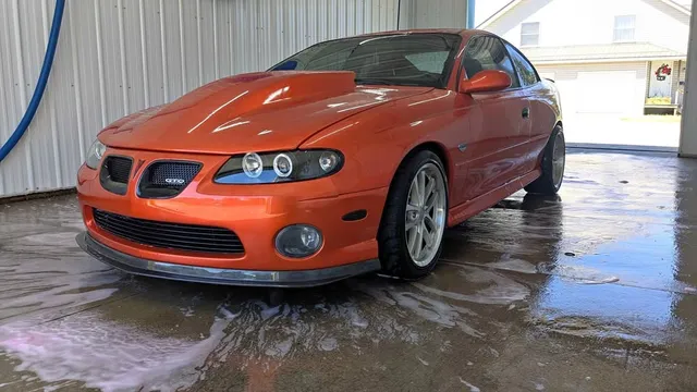 2006 Pontiac GTO Coupe 2D