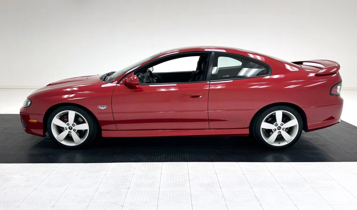 2006 Pontiac GTO 4th Gen - Image 2 of 31