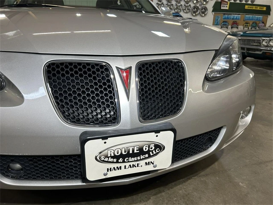 2006 Pontiac Grand Prix 3rd+ Gen - Image 9 of 31