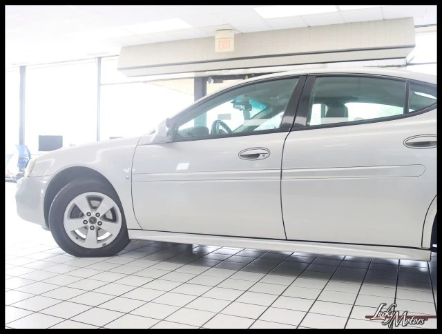 2006 Pontiac Grand Prix 3rd+ Gen - Image 9 of 25