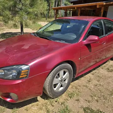 2006 Pontiac Grand Prix GT Sedan 4D