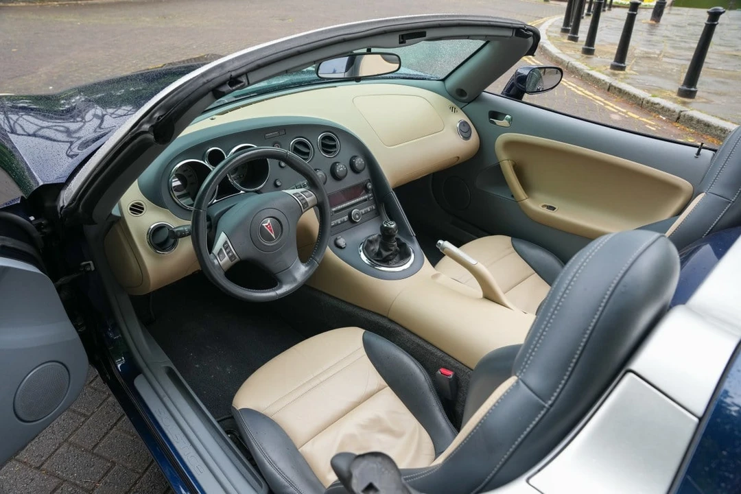2006 Pontiac Solstice - Image 9 of 30
