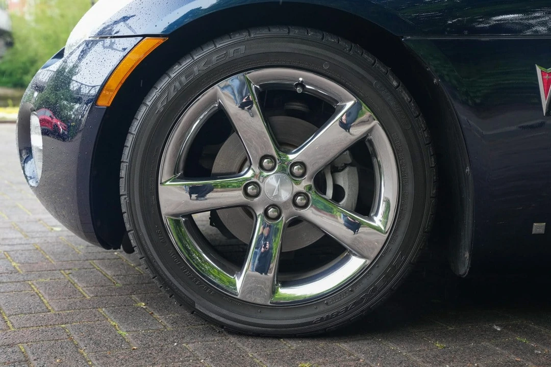 2006 Pontiac Solstice - Image 8 of 30