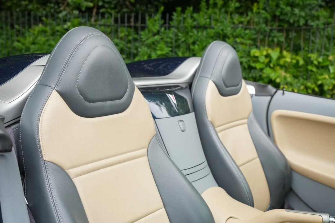 2006 Pontiac Solstice - Image 12 of 30