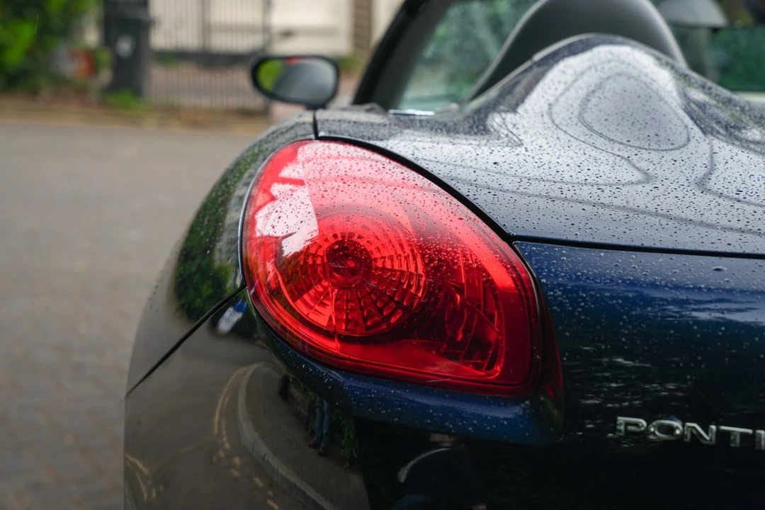2006 Pontiac Solstice - Image 14 of 30