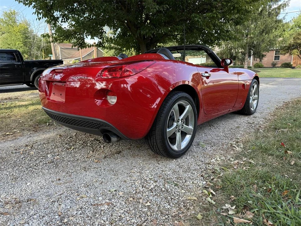 2006 Pontiac Solstice - Image 3 of 31