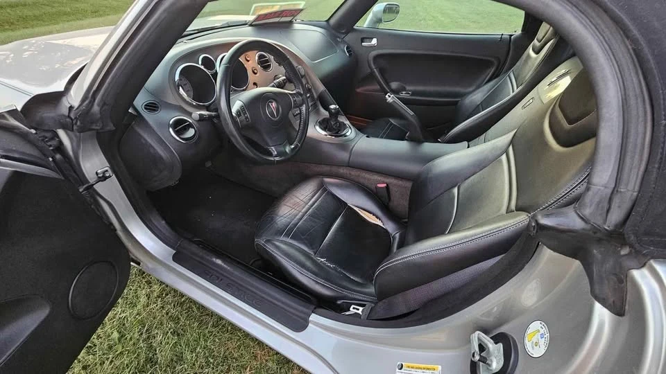 2006 Pontiac Solstice - Image 6 of 9