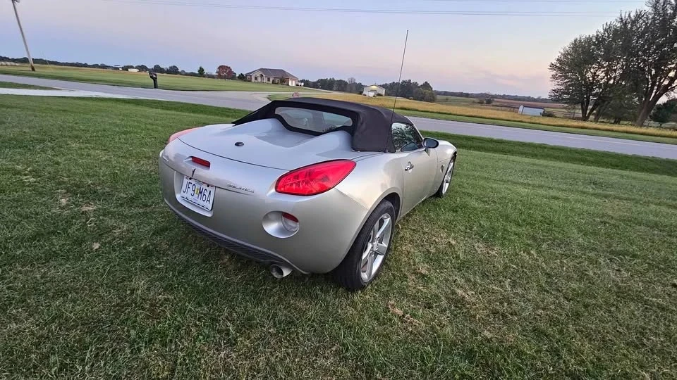 2006 Pontiac Solstice - Image 4 of 9