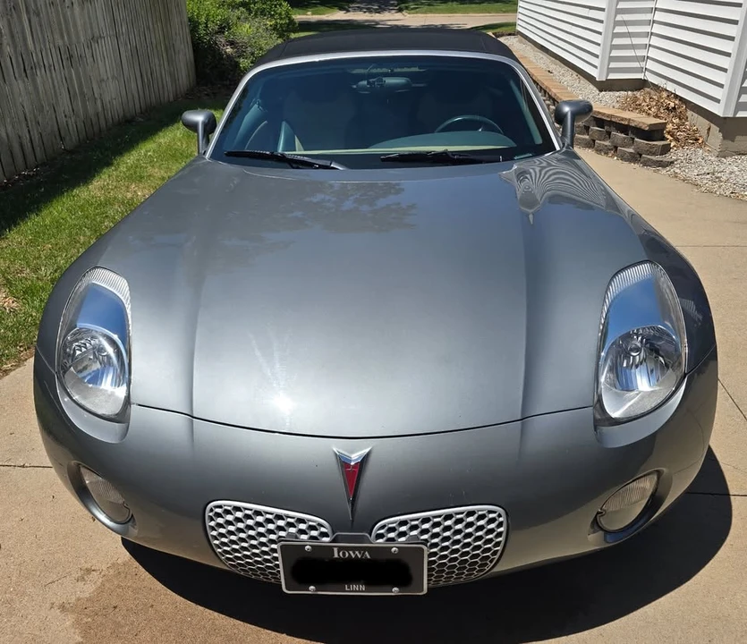 2006 Pontiac Solstice - Image 2 of 11